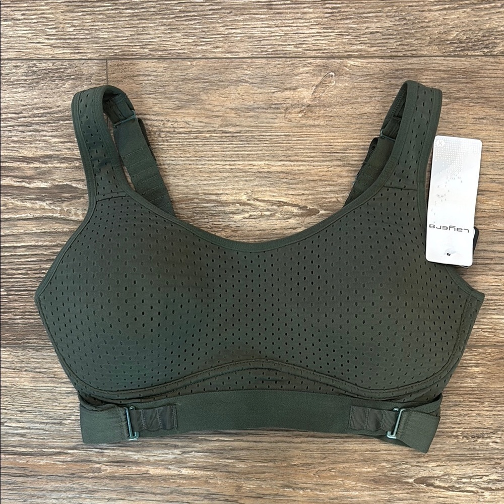 Layer8 Women's Size Medium Adjustable Band and Straps Sports Bra NWT